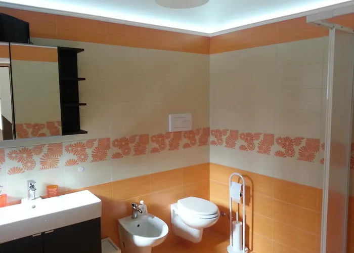 לינה וארוחת בוקר Al Centro 3*