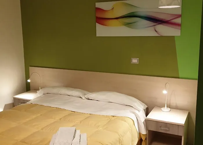 Al Centro לינה וארוחת בוקר Corleto Perticara